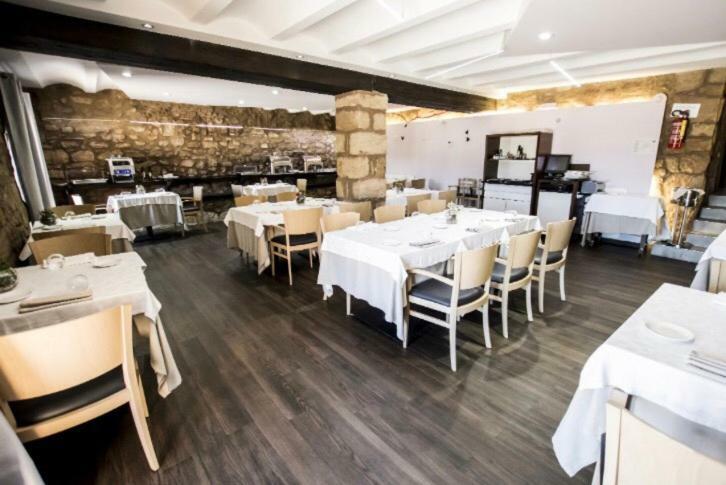 Hotel Restaurante Masia La Torre Mora de Rubielos Exterior photo